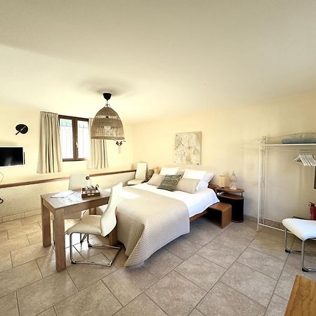 Le Moulin D Olivet Bed and Breakfast Orbigny Εξωτερικό φωτογραφία