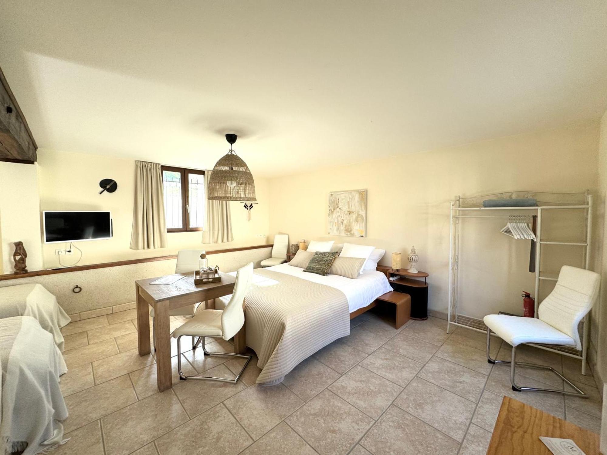 Le Moulin D Olivet Bed and Breakfast Orbigny Εξωτερικό φωτογραφία